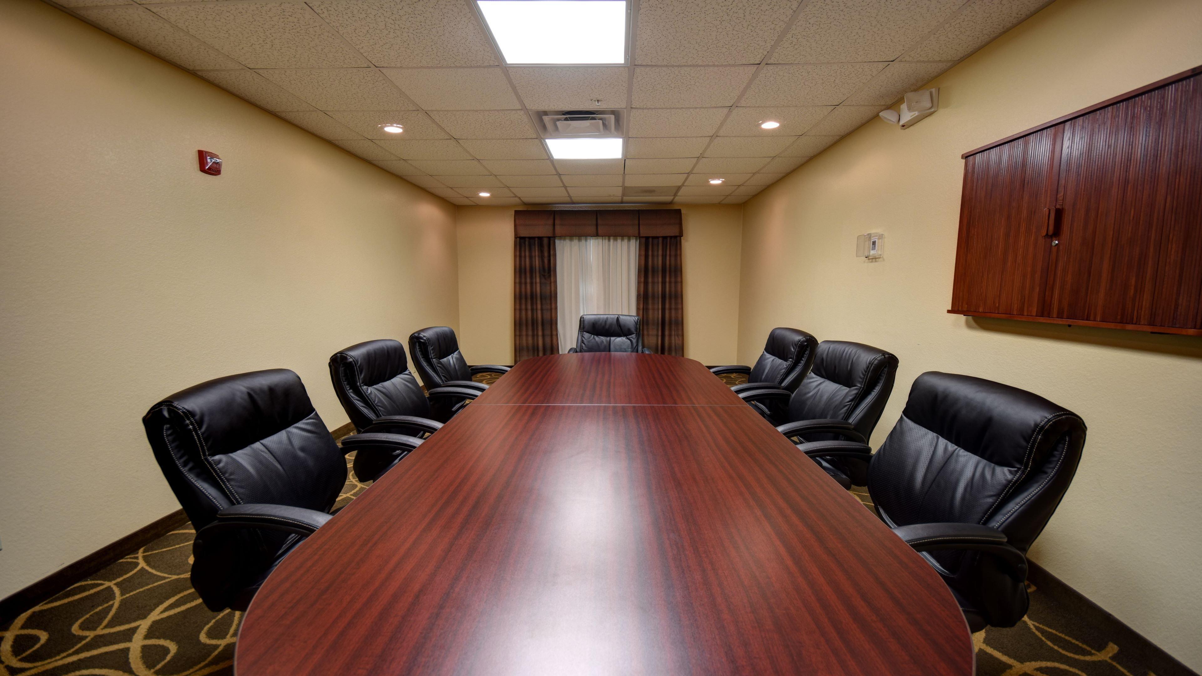 Holiday Inn Express & Suites Del Rio By Ihg Exterior photo